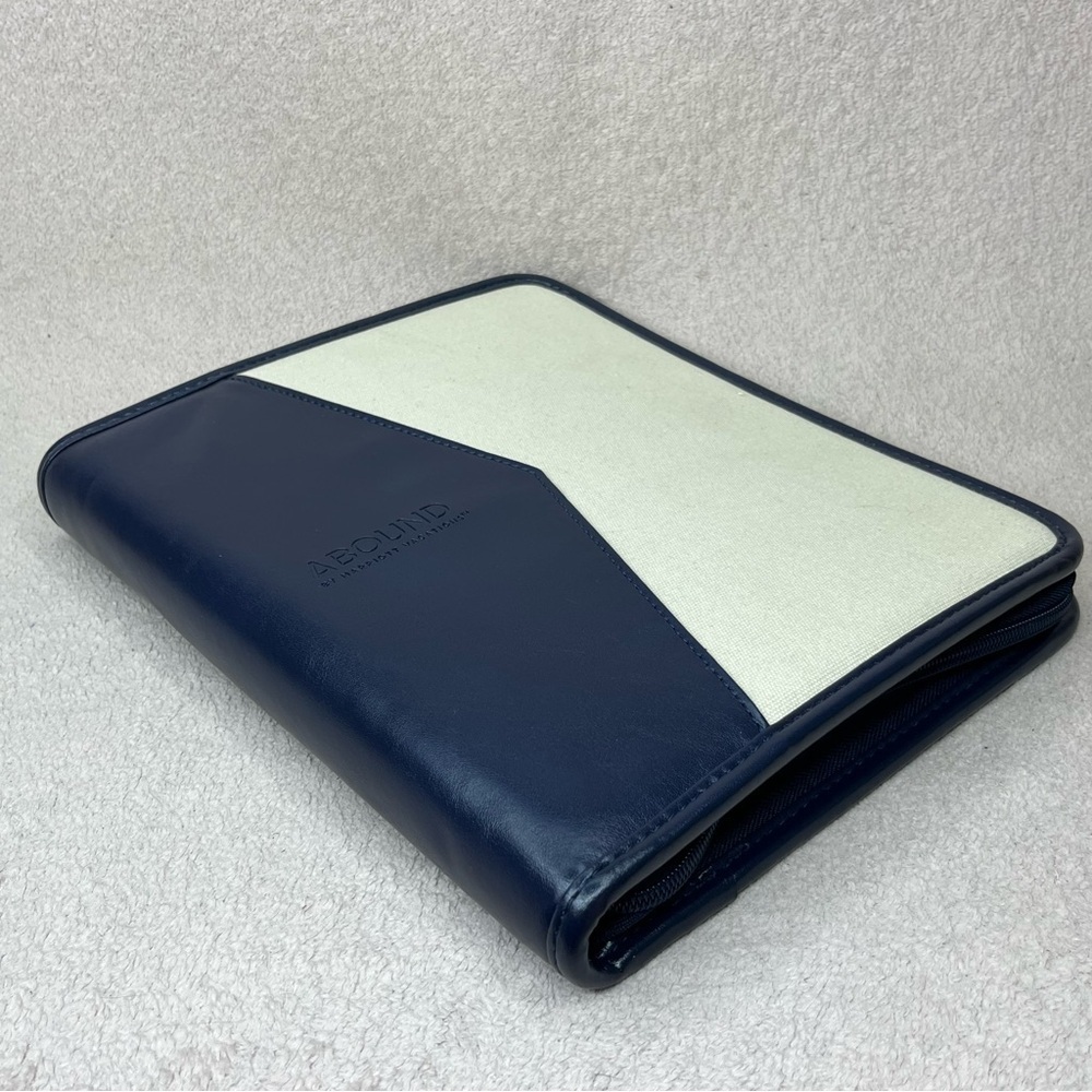 Abound by Marriott Canvas/Leather Concierge Organizer Folder Binder Navy/Cream